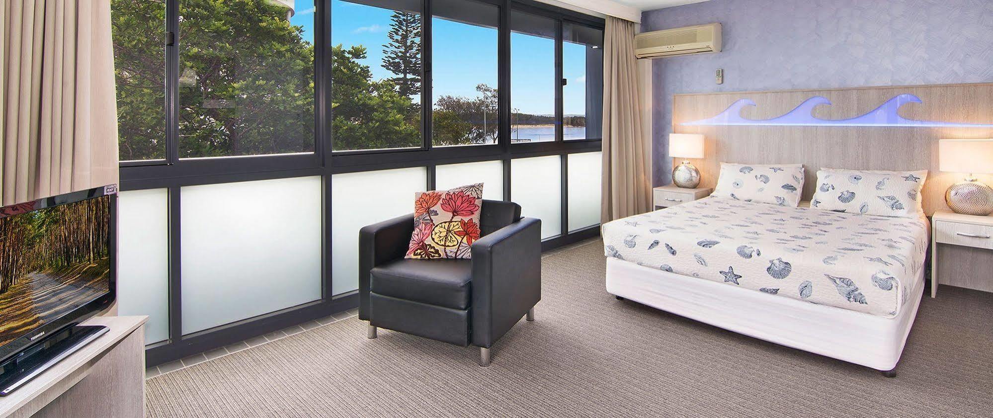 The Mid Pacific Motel Port Macquarie Bagian luar foto
