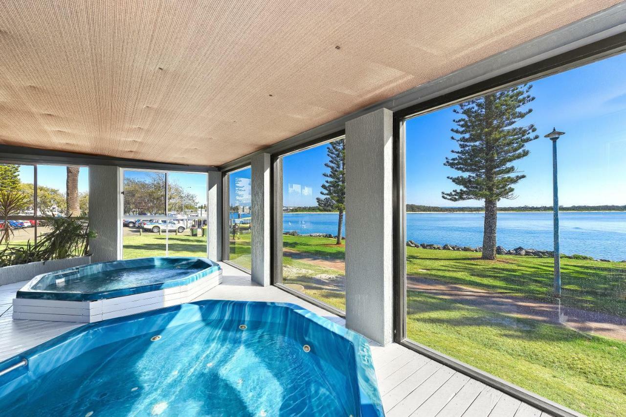 The Mid Pacific Motel Port Macquarie Bagian luar foto